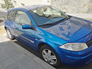 RENAULT Mégane COUPE DYNAMIQUE V -02