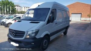 SE VENDE MERCEDES-BENZ SPRINTER COMBI 314CDI MEDIO T.E -