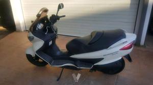 SUZUKI BURGMAN 200 Executive (modelo actual) -12