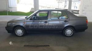 VOLKSWAGEN Vento VENTO 1.8 GL 4p.