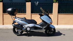 YAMAHA T-Max -01