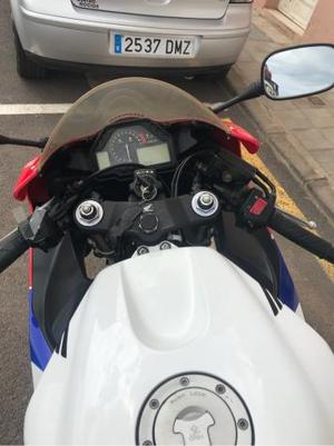 HONDA CBR 600 RR (