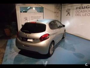Peugeot p Style 1.6 Bluehdi 75 5p. -16