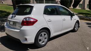 TOYOTA Auris 1.8 Hibrido Active 5p.
