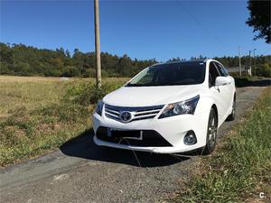 TOYOTA Avensis 120D Advance Cross Sport 5p.