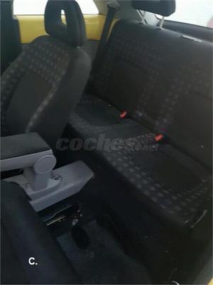 VOLKSWAGEN Beetle 1.6 TDI 105cv Design 3p.