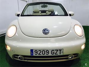 VOLKSWAGEN New Beetle 2.0 Cabriolet 2p.