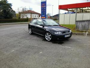 AUDI A3 1.9 TDi quattro Attraction 130 CV -01