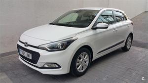 HYUNDAI i MPI Klass Go Nav 5p.