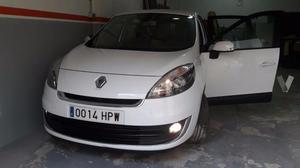 RENAULT Grand Scénic Dynamique dCi 110 EDC 7p -13