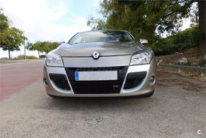 RENAULT Megane Dynamique v 140cv CVT 3p.