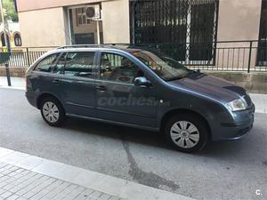 SKODA Fabia Combi v 80cv Young 5p.