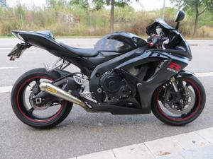 SUZUKI GSX R