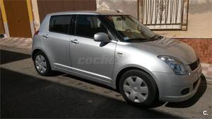 SUZUKI Swift 1.3 DDiS GLX 5p 5p.