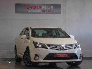 TOYOTA Avensis 150D Executive AutoDrive Cross Sport 5p.