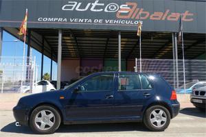 VOLKSWAGEN Golf 1.6 HIGHLINE 5p.