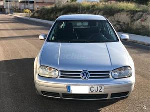 VOLKSWAGEN Golf 1.9 TDi Soul 100CV 5p.