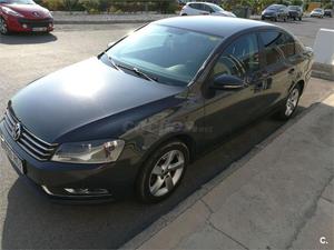 VOLKSWAGEN Passat 1.6 TDI 105cv BlueMotion 4p.