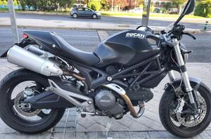 DUCATI MONSTER 