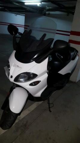 PIAGGIO X