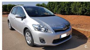 TOYOTA Auris 1.8 Hibrido Active 5p.