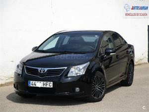 TOYOTA Avensis 120D ADVANCE 4p.