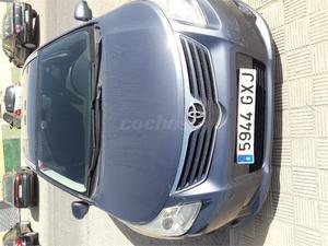 TOYOTA Avensis 2.2 D4D Autodrive S Executive Cross Sp. 5p.