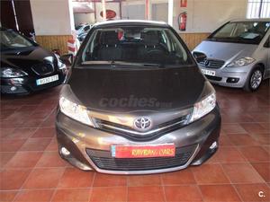 TOYOTA Yaris 100 CITY 5p.