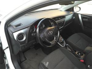 Toyota Auris Hybrid Advance 5p. -13