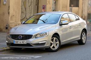 VOLVO S D2 KINETIC, 115CV, 4P DEL  - BARCELONA -