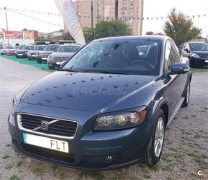 Volvo Cd Momentum 3p. -07