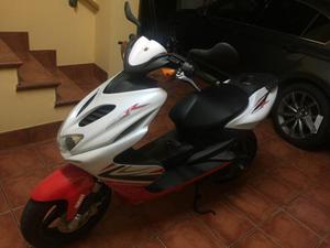 YAMAHA Aerox 50 R (modelo actual) -10