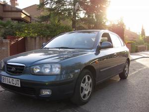 HYUNDAI Elantra 1.6 GLS -03