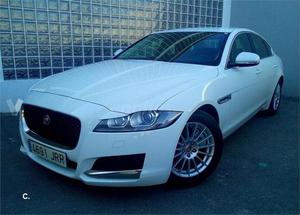 Jaguar Xf 2.0d 132kw 180cv Pure Auto 4p. -16