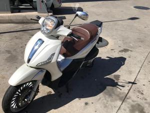 PIAGGIO beverly 125 ie (modelo actual) -10