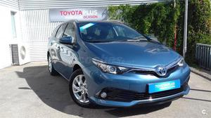 TOYOTA Auris H Active Touring Sports 5p.