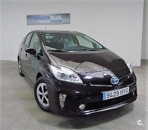 TOYOTA Prius Advance 5p.