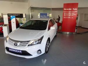 Toyota Avensis 120d Advance 4p. -12