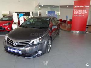 Toyota Avensis 150d Executive Autodrive 4p. -14