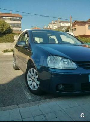 VOLKSWAGEN Golf 2.0 TDI 140cv Highline 5p.