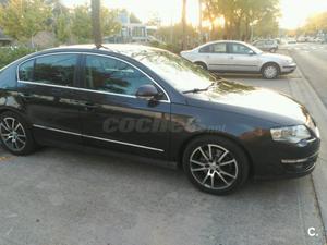 VOLKSWAGEN Passat 2.0 TDI 170cv DPF Sportline 4p.