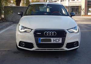 AUDI A1 1.6 TDI 105cv Attraction -11