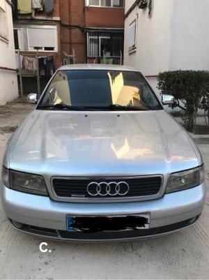 AUDI A4 1.8 T QUATTRO 4p.