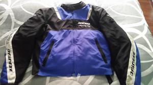 Chaqueta dainese moto