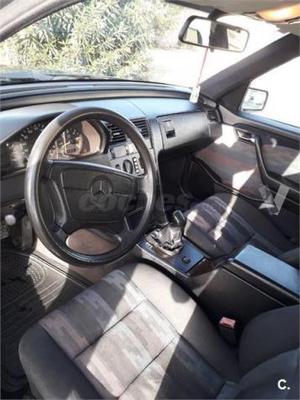 Mercedes-benz Clase C C 250 Dt Classic 5p. -96