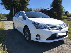 TOYOTA Avensis 120D Advance Cross Sport -13