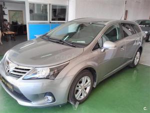 Toyota Avensis 120d Advance Cross Sport 5p. -12