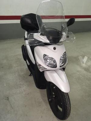 YAMAHA X enter 125 (modelo actual) -16