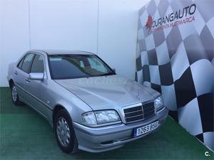 MERCEDES-BENZ Clase C C 240 ELEGANCE 4p.