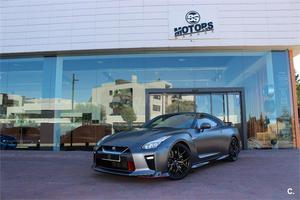 NISSAN GTR 3.8G VkW 570CV Black Edition 2p.